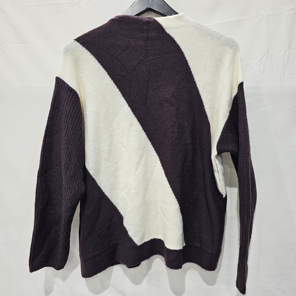 New Liz Claiborne Midnight Purple Cream Colorblock Knit Soft Cozy Sweater XL NWT